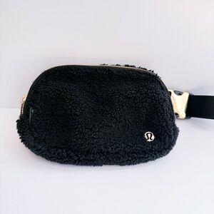 lululemon athletica Black Sherpa Crossbody Bag